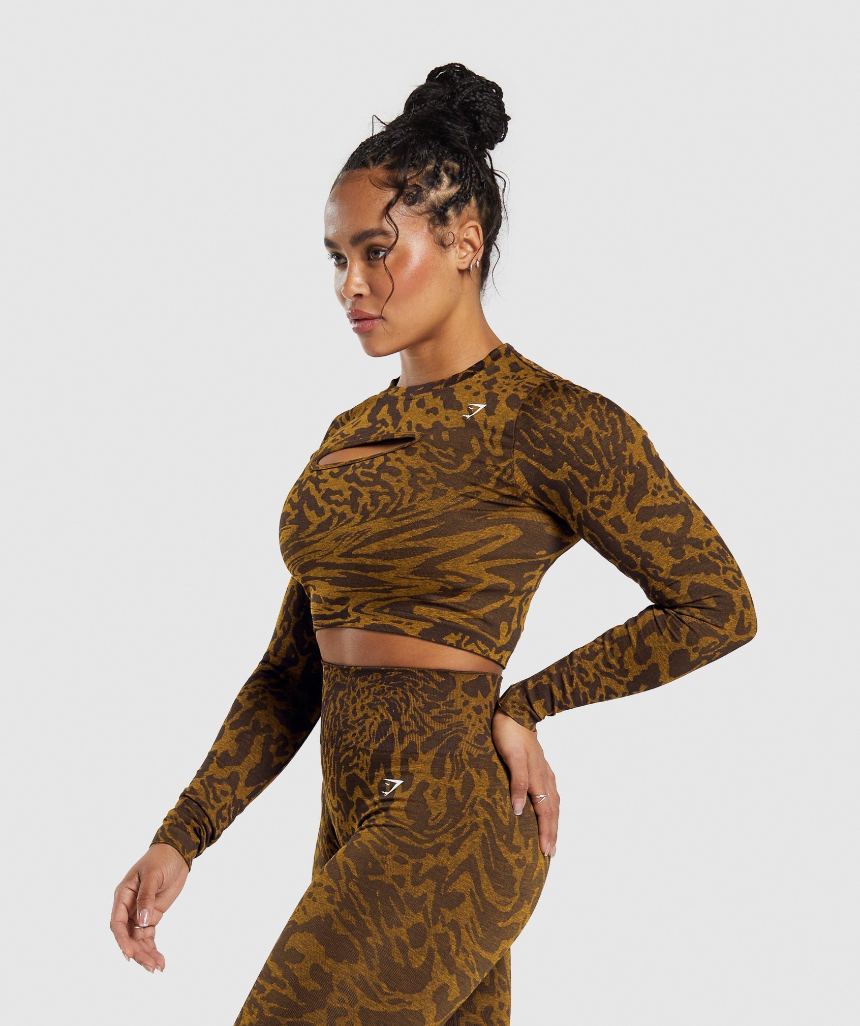 Gymshark Adapt Safari Seamless Long Sleeve Crop Top - Archive Brown/Burnt Yellow
