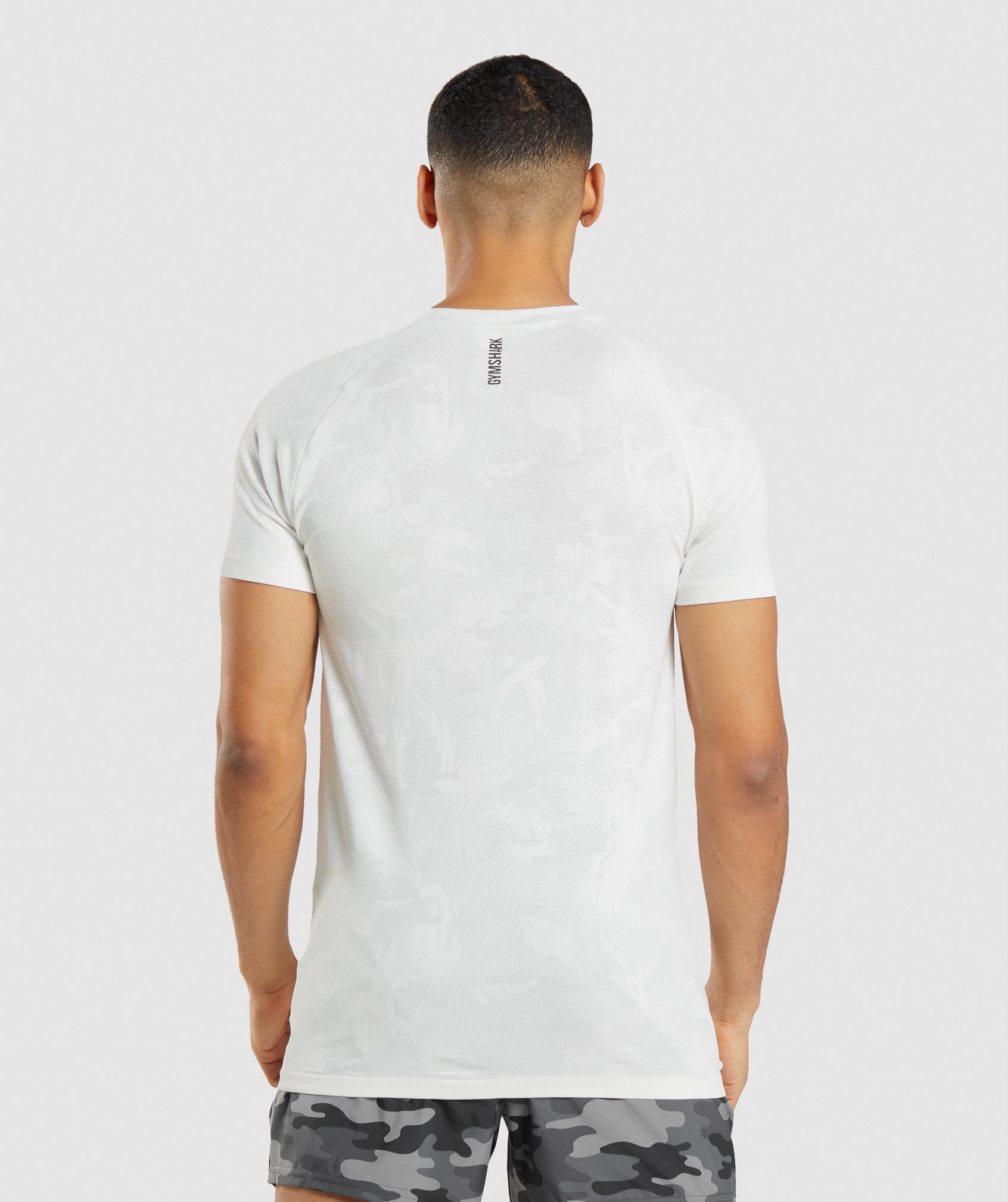 Gymshark Geo Seamless T-Shirt - White/Light Grey