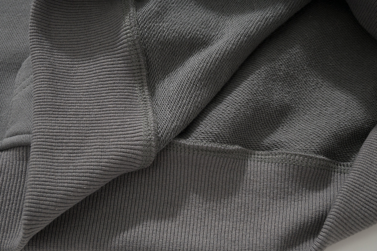 Sp5der Arch Logo Spider‑Web 3‑Color Pullover Hoodie
