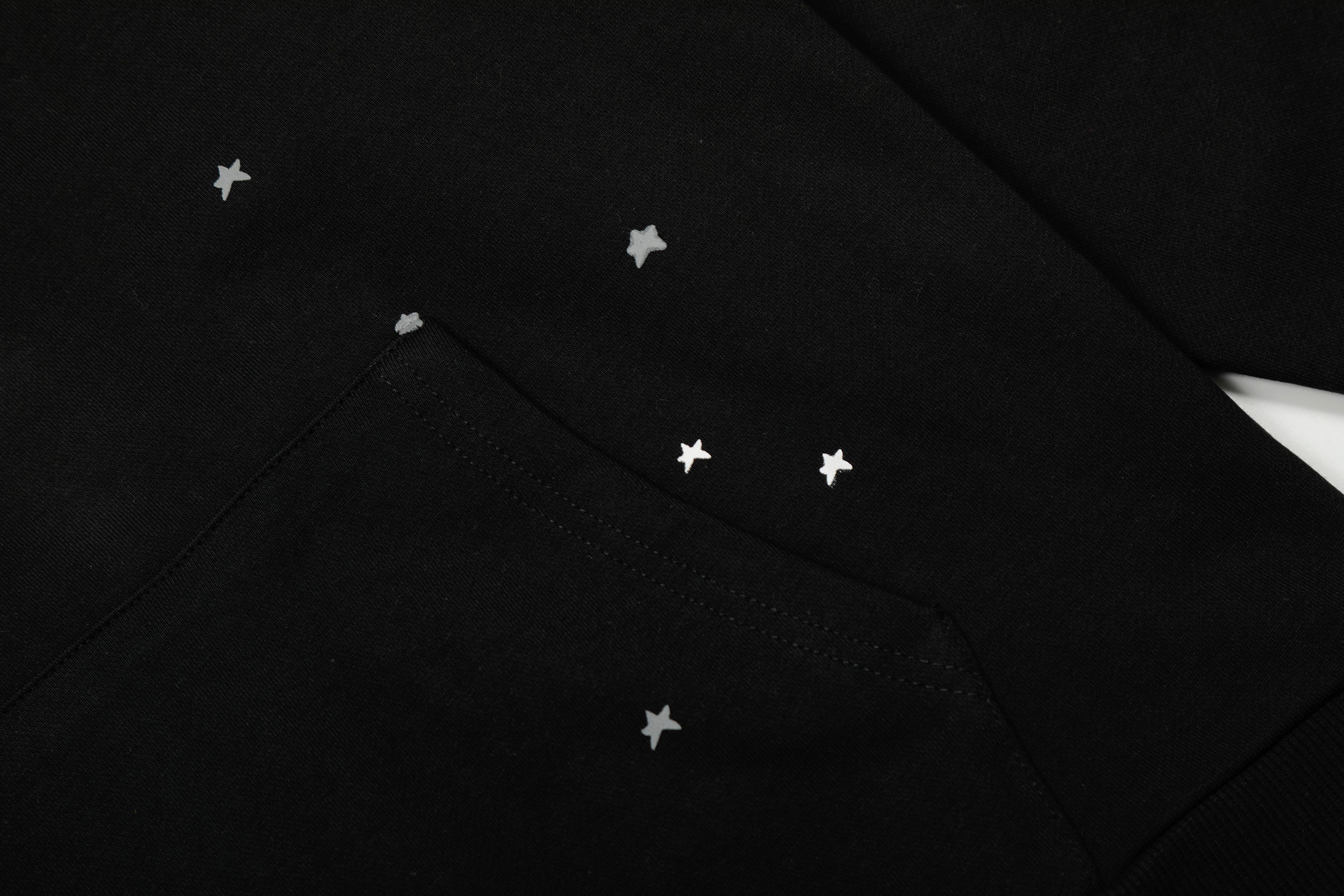 Sp5der Hood‑Print Star Splatter Pullover Hoodie