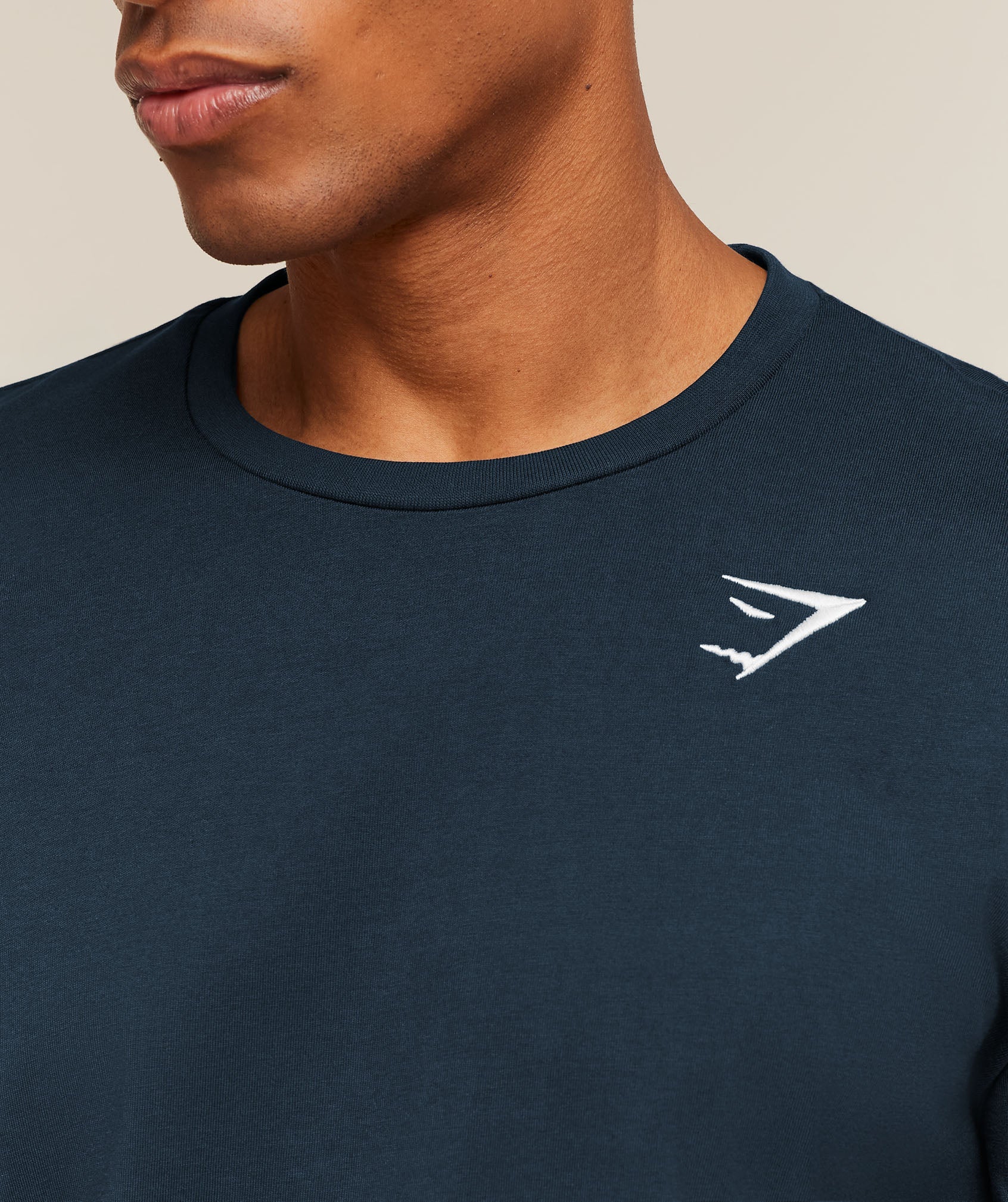 Gymshark Crest Long Sleeve T-Shirt - Navy